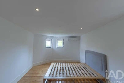 Apartamento T2 para Arrendamento em Arroios