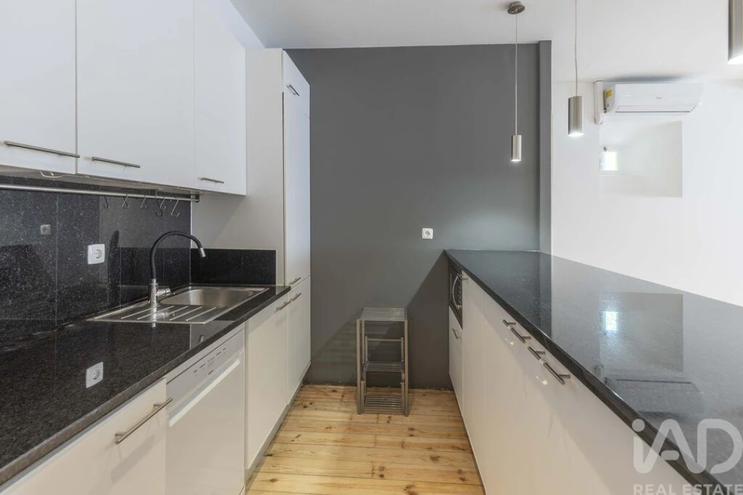 Apartamento T2 para Arrendamento em Arroios Foto 3