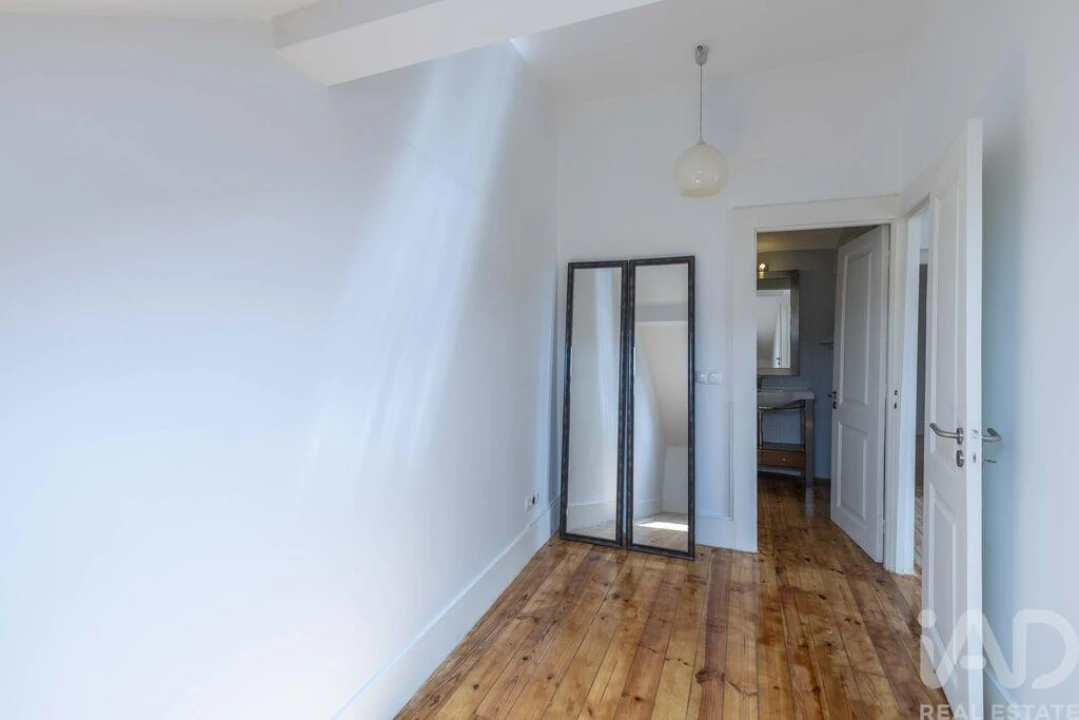 Apartamento T2 para Arrendamento em Arroios Foto 20