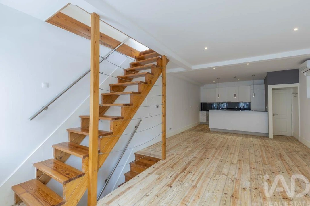 Apartamento T2 para Arrendamento em Arroios Foto 9