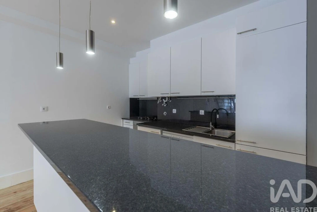 Apartamento T2 para Arrendamento em Arroios Foto 5