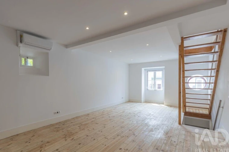 Apartamento T2 para Arrendamento em Arroios Foto 6