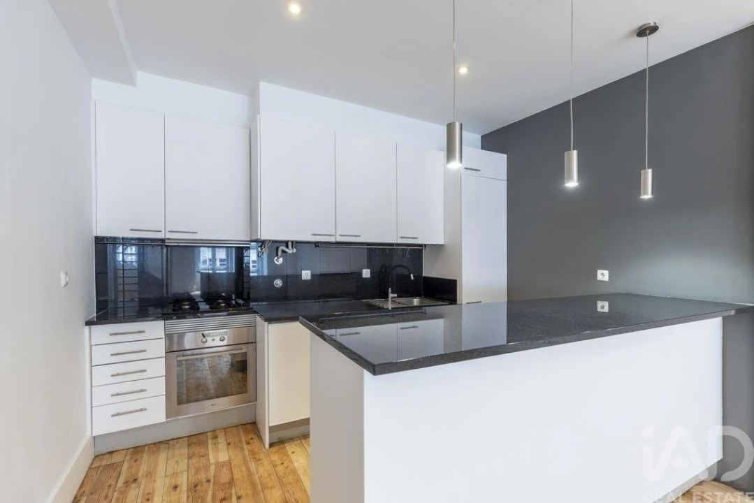 Apartamento T2 para Arrendamento em Arroios Foto 2