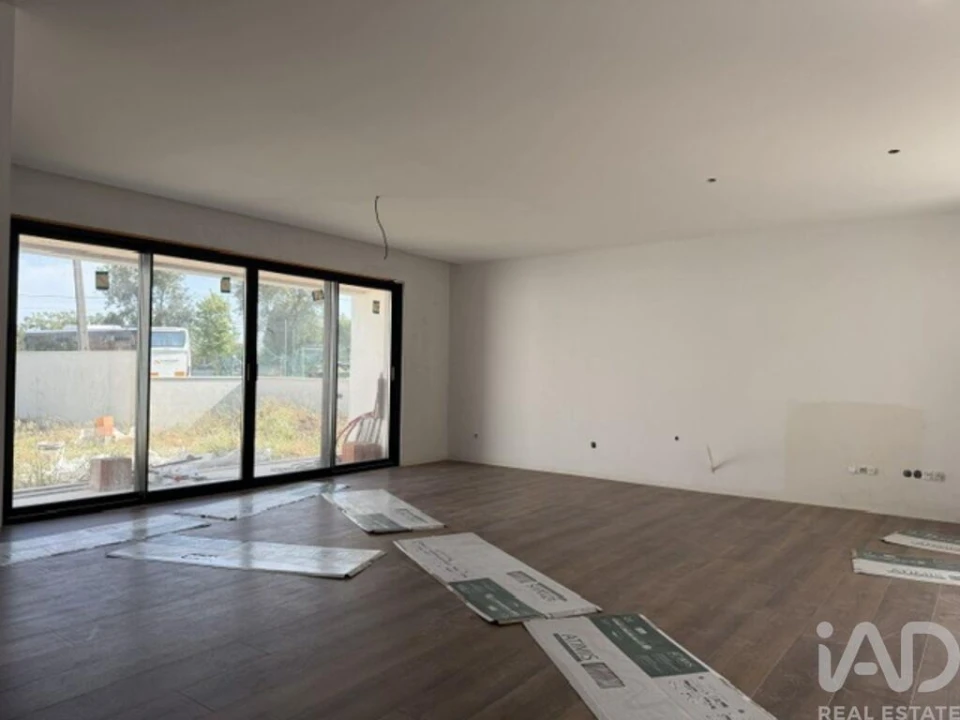 Moradia T3 para Venda em Monte Real e Carvide Foto 8