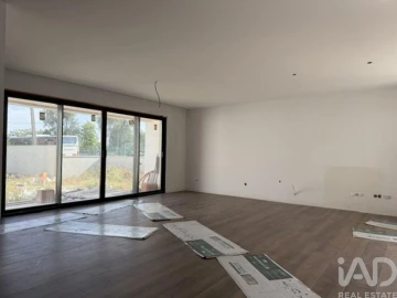 Moradia T3 para Venda em Monte Real e Carvide