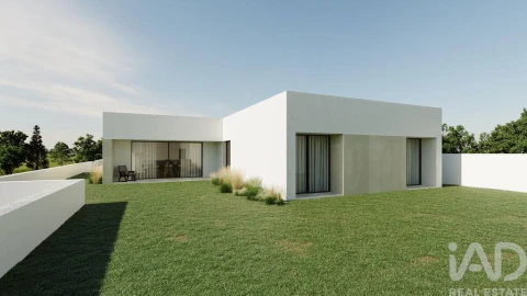 Moradia T3 para Venda em Monte Real e Carvide
