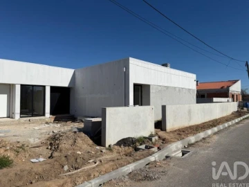 Moradia T3 para Venda em Monte Real e Carvide