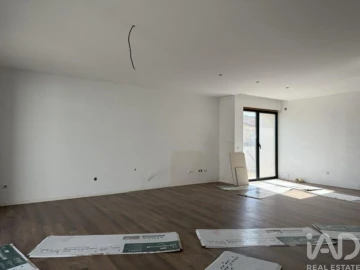 Moradia T3 para Venda em Monte Real e Carvide