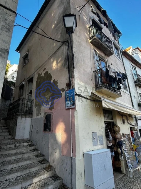 Prédio para Venda em Santa Maria Maior