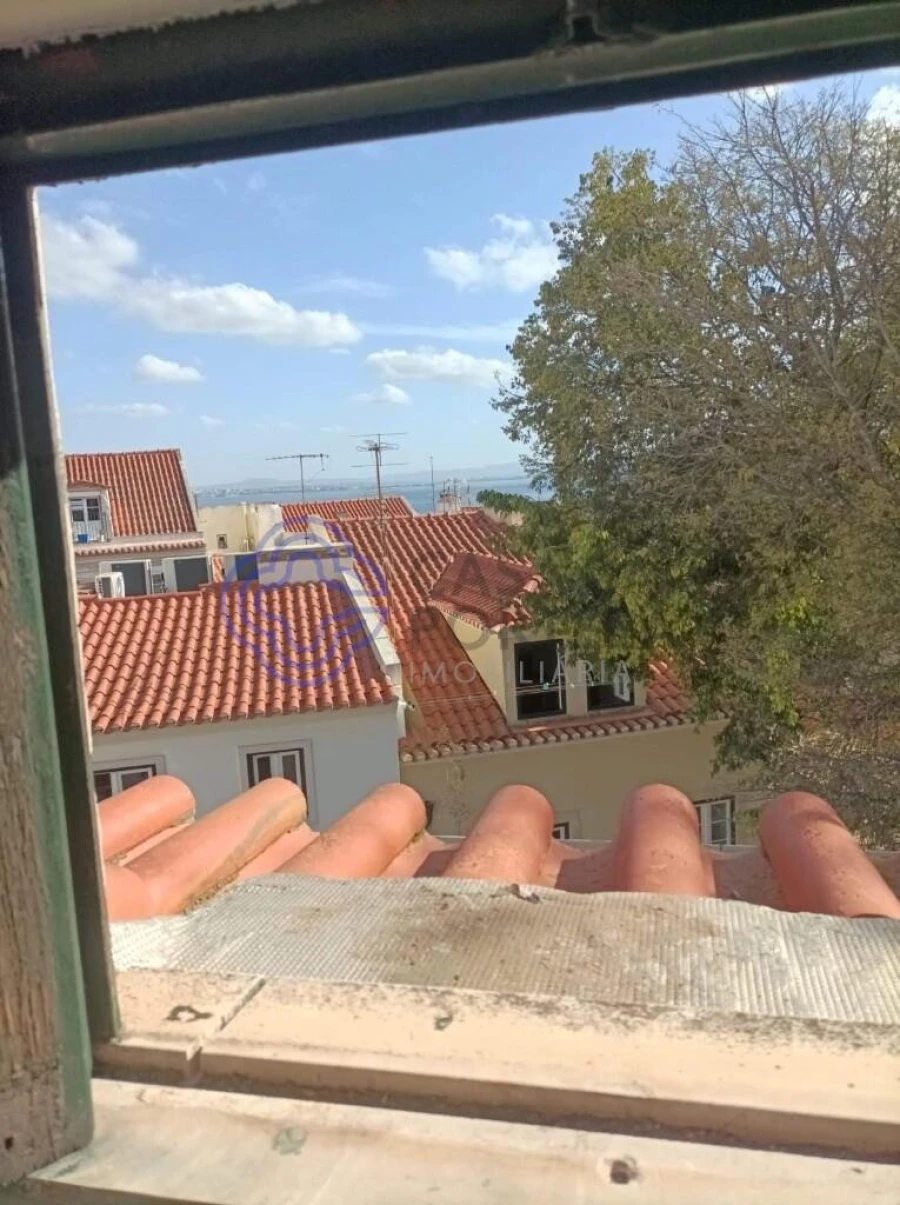 Prédio para Venda em Santa Maria Maior Foto 8