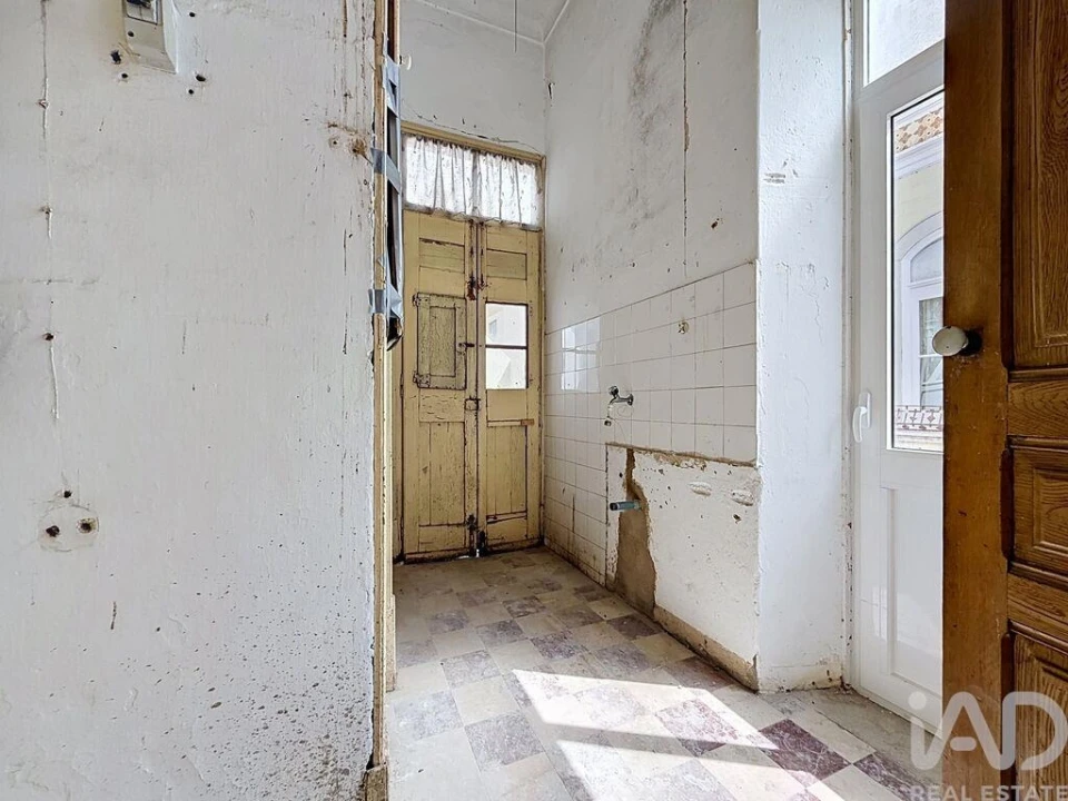 Prédio para Venda em Olhão Foto 9