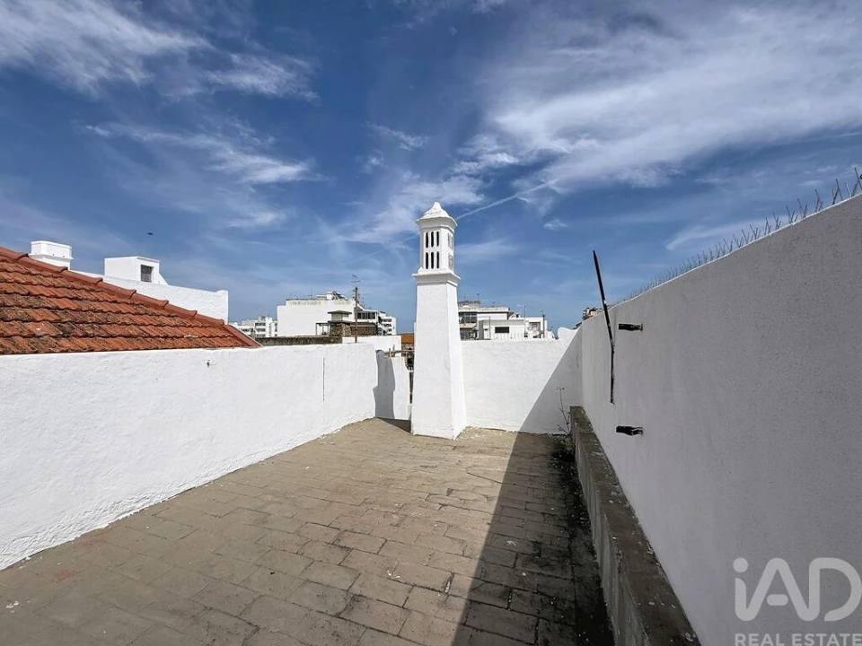 Prédio para Venda em Olhão Foto 14
