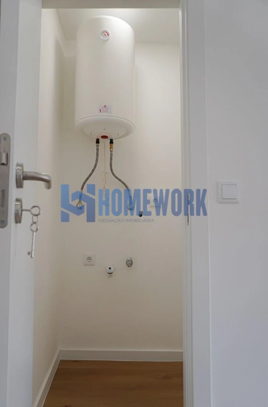 Apartamento T1 para Venda em Barreiro e Lavradio Foto 5