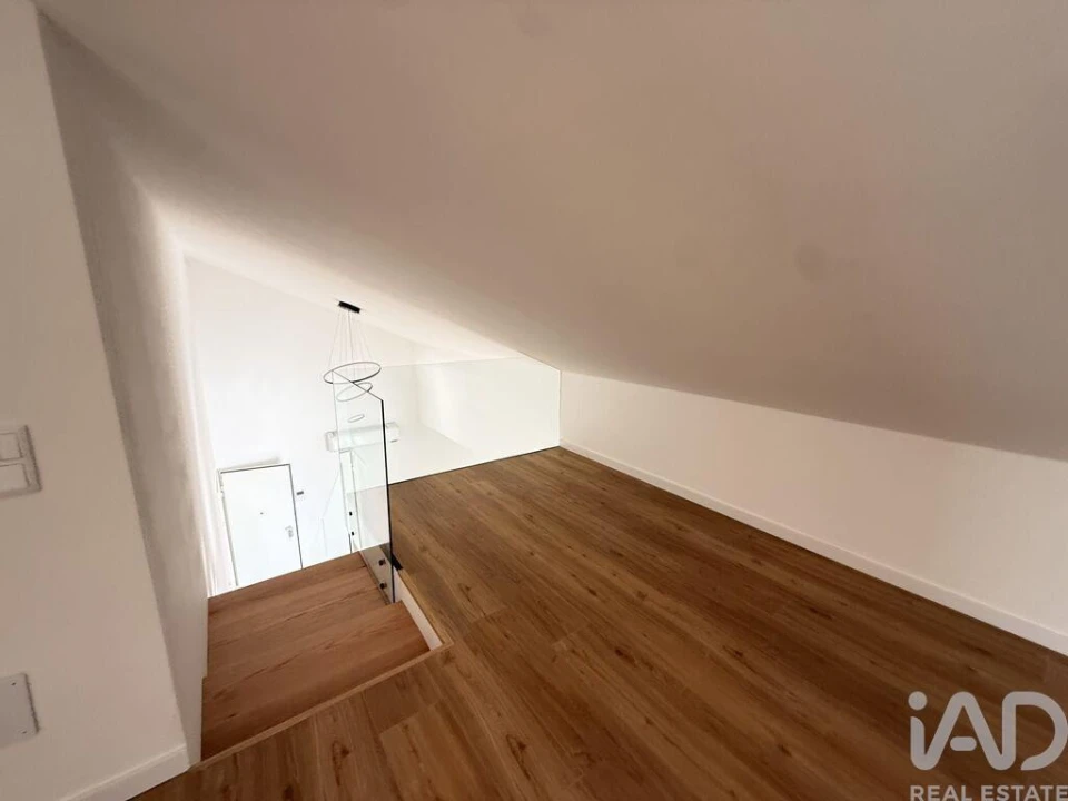 Apartamento T3 para Venda em Alcabideche Foto 17
