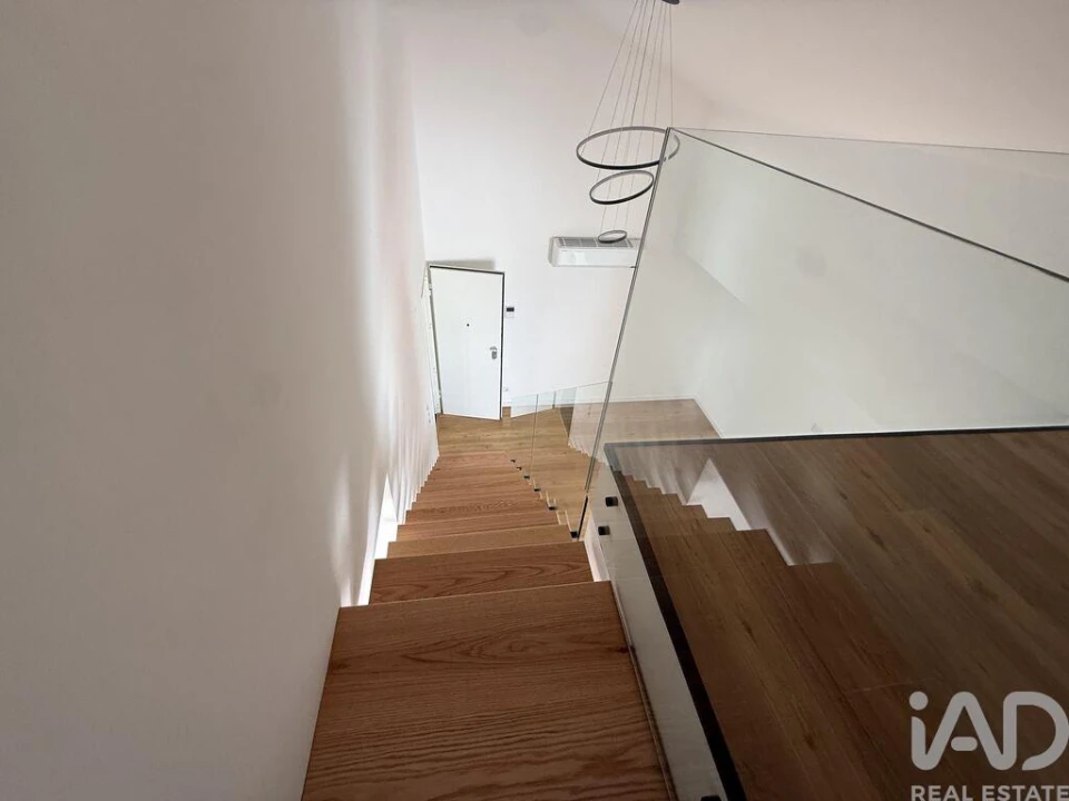 Apartamento T3 para Venda em Alcabideche Foto 13