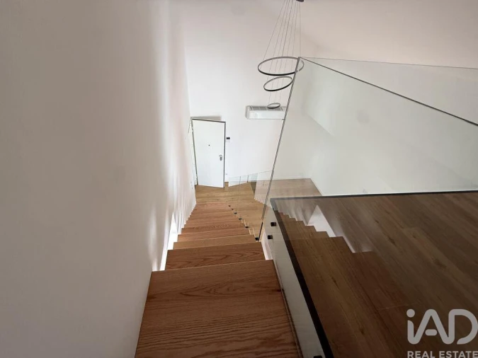 Apartamento T3 para Venda em Alcabideche Foto 13