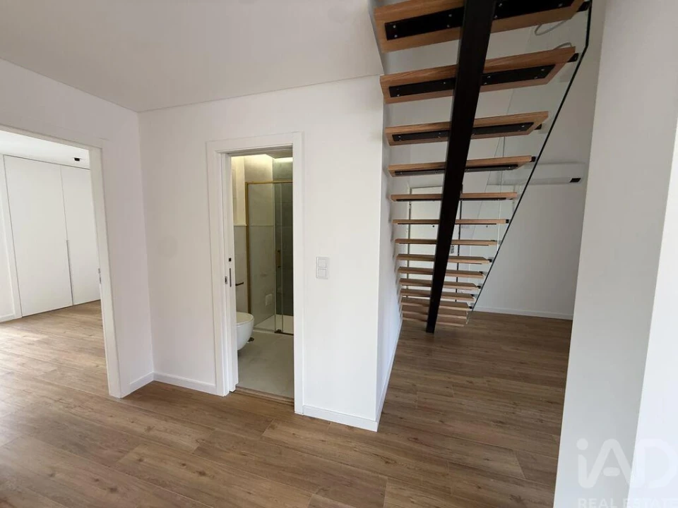 Apartamento T3 para Venda em Alcabideche Foto 8