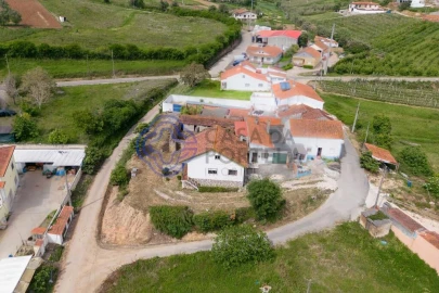 Moradia T3 para Venda em Carvalhal Benfeito