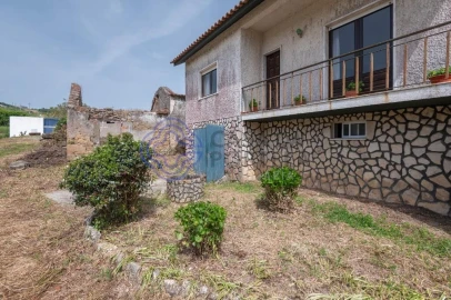 Moradia T3 para Venda em Carvalhal Benfeito