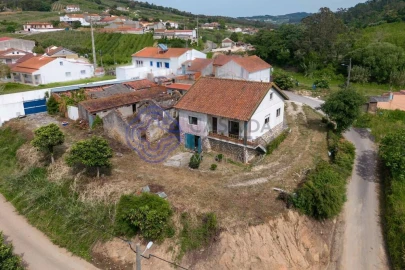 Moradia T3 para Venda em Carvalhal Benfeito