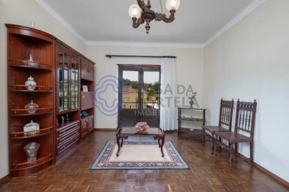 Moradia T3 para Venda em Carvalhal Benfeito