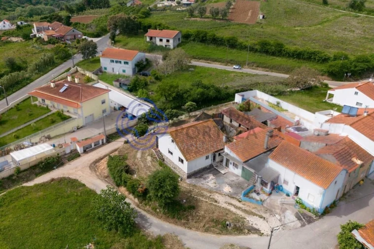 Moradia T3 para Venda em Carvalhal Benfeito Foto 4