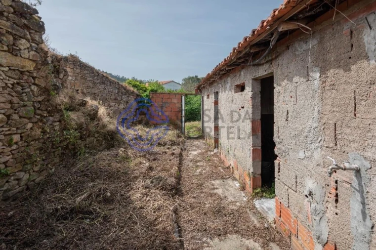 Moradia T3 para Venda em Carvalhal Benfeito Foto 36