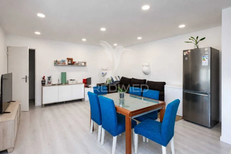 Apartamento T2 para Venda em Laranjeiro e Feijó Foto 3