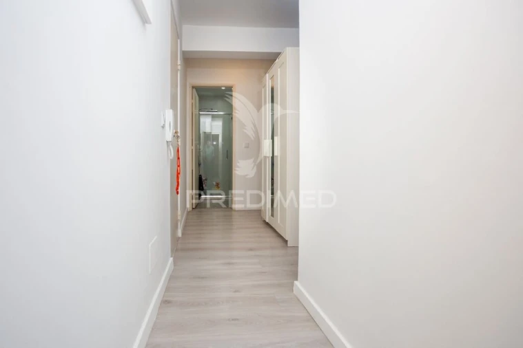 Apartamento T2 para Venda em Laranjeiro e Feijó Foto 11