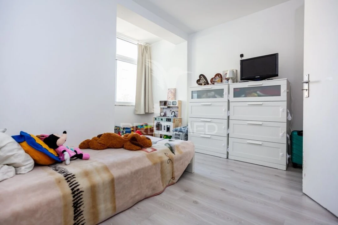 Apartamento T2 para Venda em Laranjeiro e Feijó Foto 5