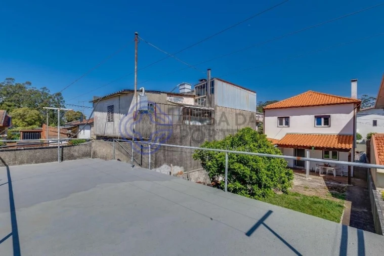 Moradia T3 para Venda em Aveleda Foto 44
