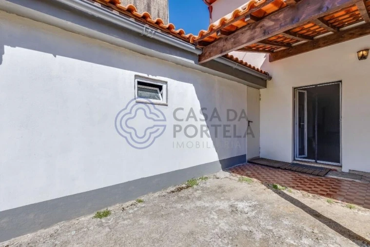 Moradia T3 para Venda em Aveleda Foto 46