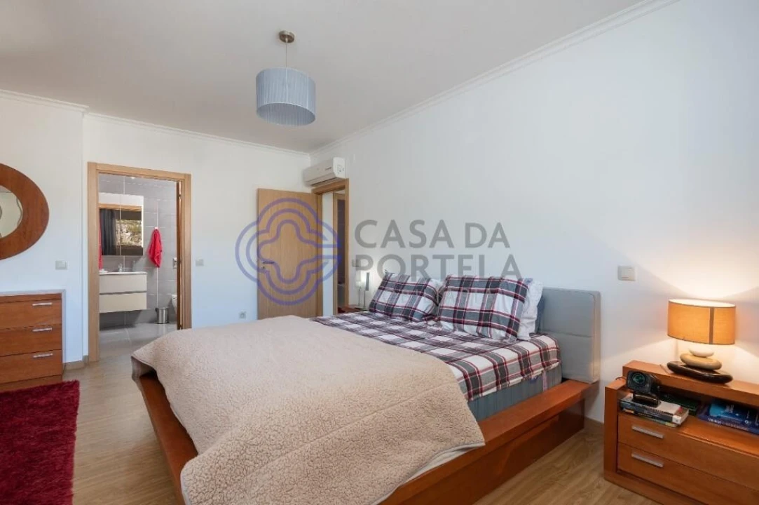 Apartamento T2 para Venda em Nazare Foto 33