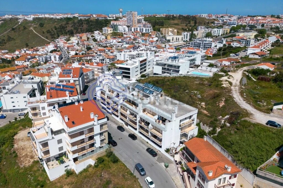 Apartamento T2 para Venda em Nazare Foto 1