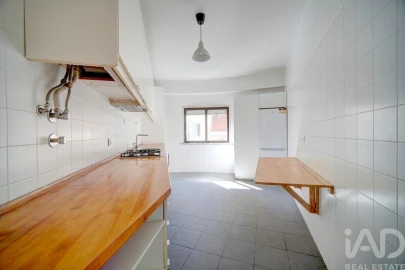 Apartamento T3 para Arrendamento em Estrela