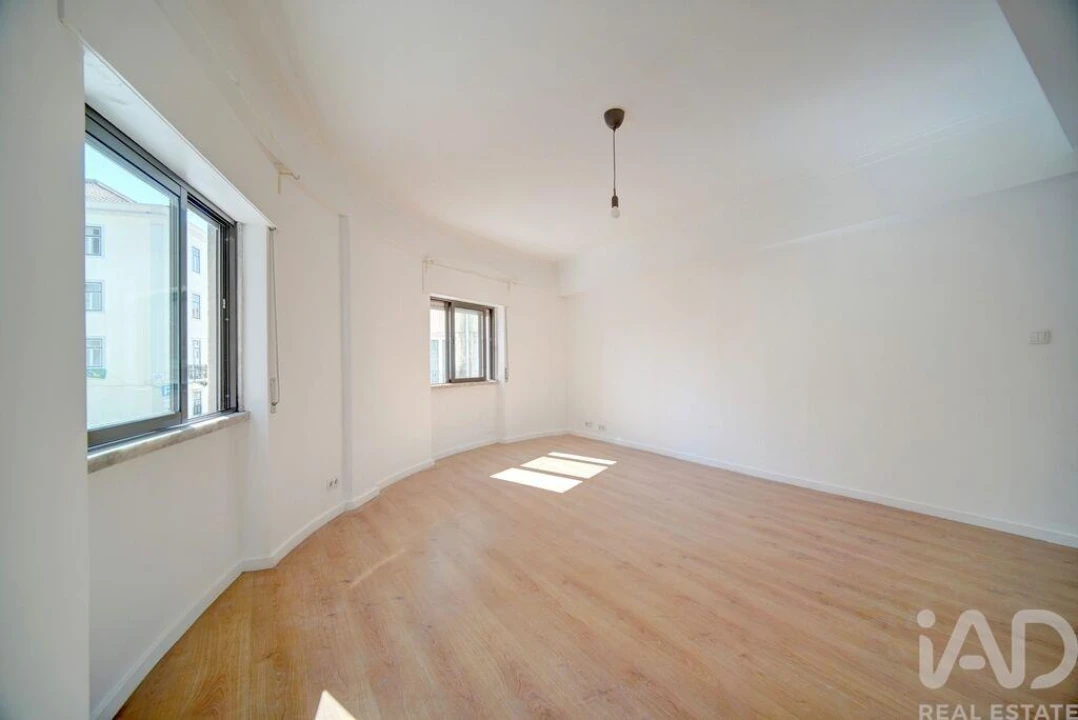 Apartamento T3 para Arrendamento em Estrela Foto 2
