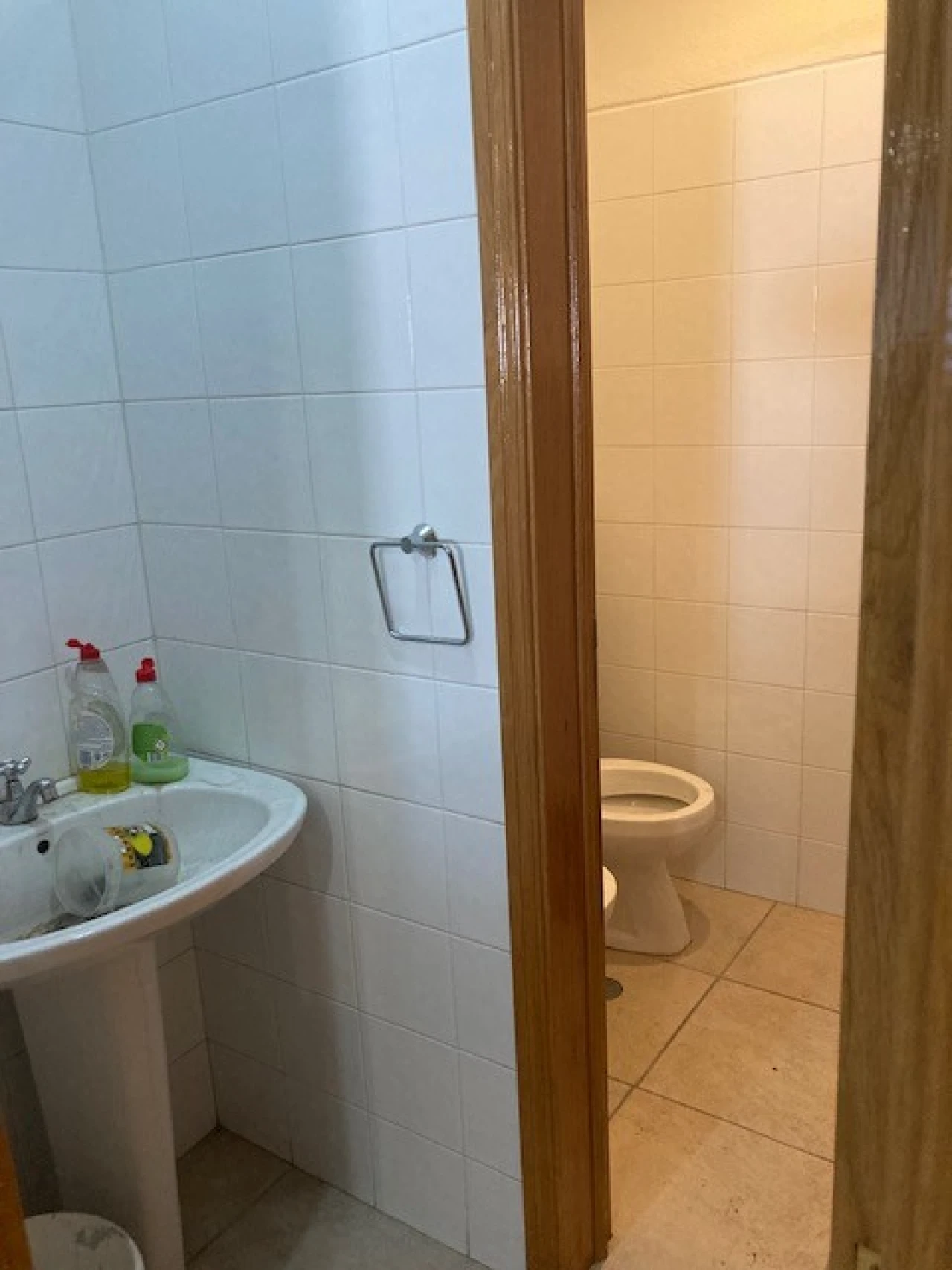 Armazém para Arrendamento em Carnaxide e Queijas Foto 8