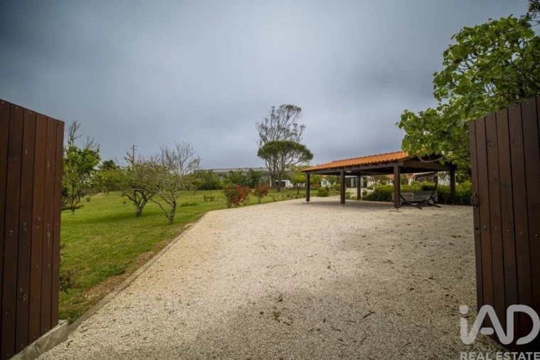 Quinta T3 para Venda em Famalicão Foto 38