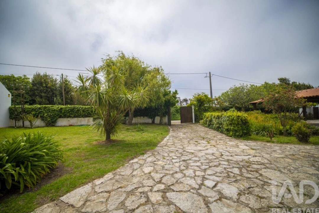 Quinta T3 para Venda em Famalicão Foto 36