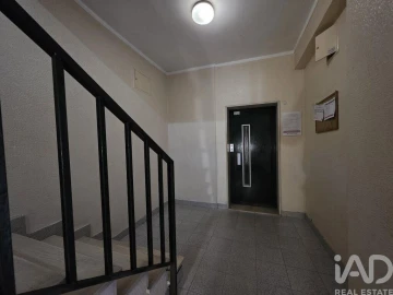 Apartamento para Venda em Currelos, Papízios e Sobral