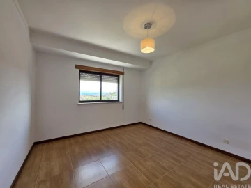 Apartamento para Venda em Currelos, Papízios e Sobral