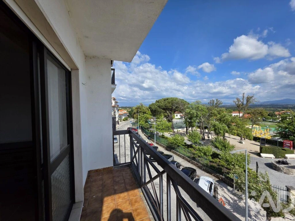 Apartamento para Venda em Currelos, Papízios e Sobral Foto 13