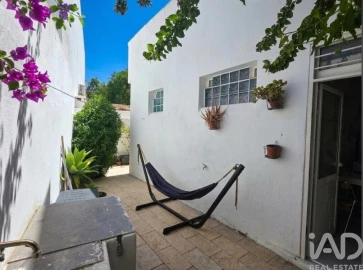 Moradia T3 para Venda em Faro (Sé e São Pedro)