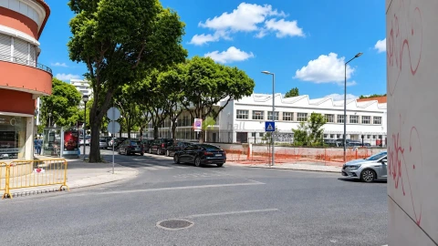 Loja para Arrendamento em União das Freguesias de Setúbal