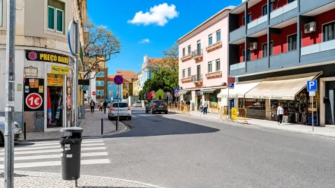 Loja para Arrendamento em União das Freguesias de Setúbal