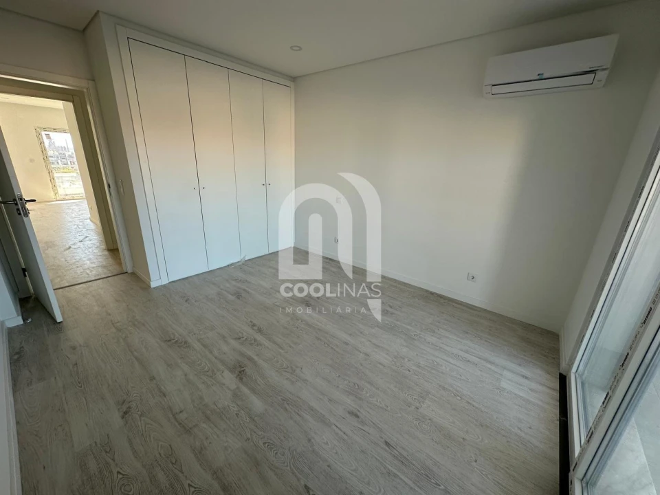 Apartamento T3 para Venda em Seixal, Arrentela e Aldeia de Paio Pires Foto 15