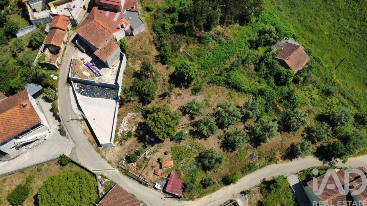 Terreno para Venda em Semide e Rio Vide Foto 10