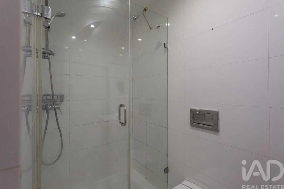 Apartamento T2 para Venda em Arroios Foto 16