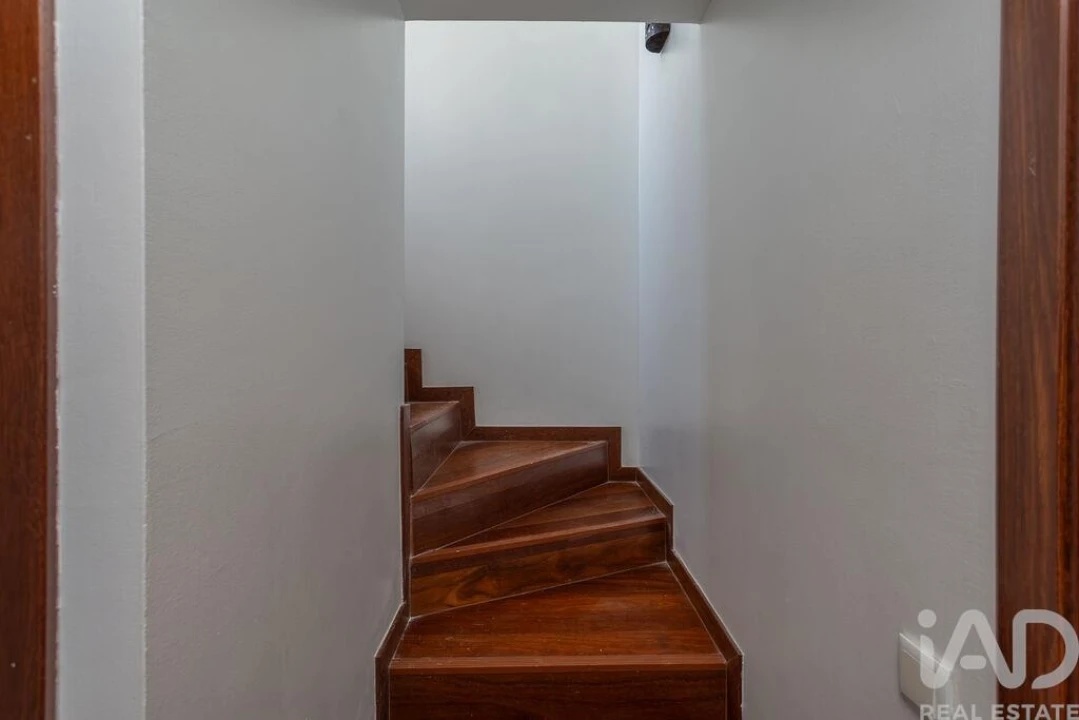 Apartamento T2 para Venda em Arroios Foto 11