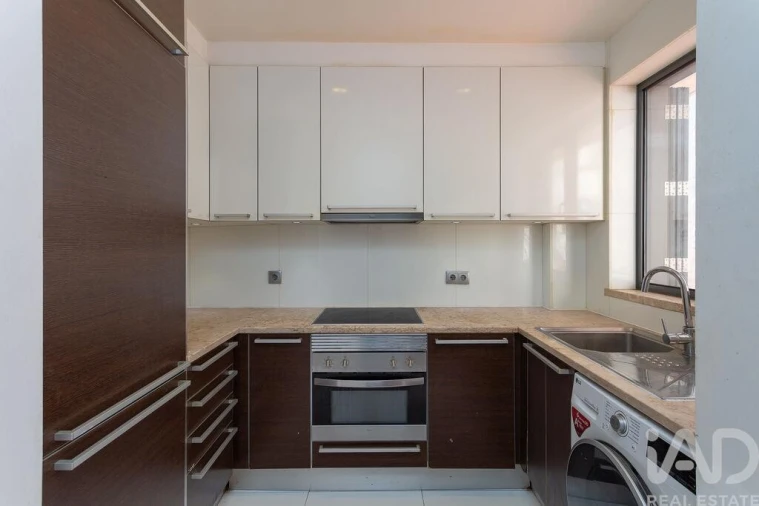 Apartamento T2 para Venda em Arroios Foto 7